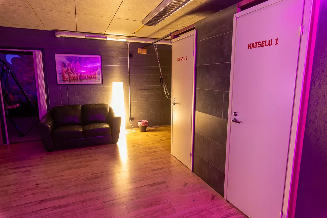 cinema & cruising erotic center